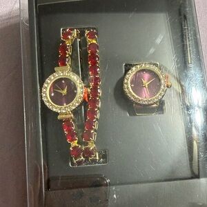 Windsor Women's Watch Set in Red and Gold